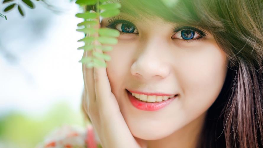 四川广绵高速扩容项目刘家咀特大桥合龙